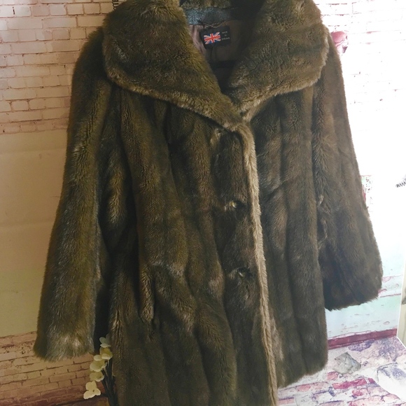 GINO ROSSI Tissavel Faux Fur Coat - Picture 3 of 7